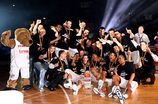 但球队在关 但球队在关