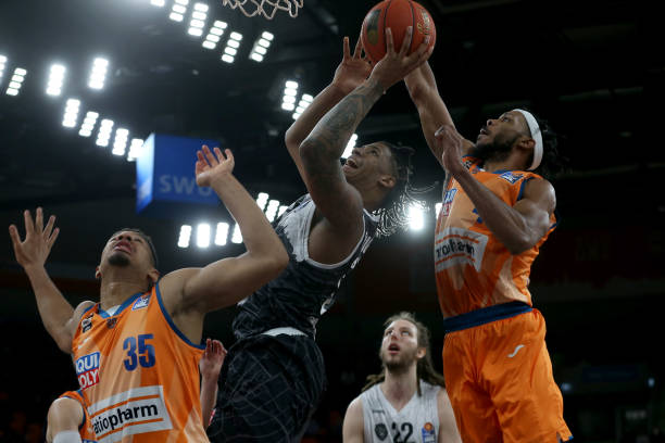 五星红旗背 五星红旗背