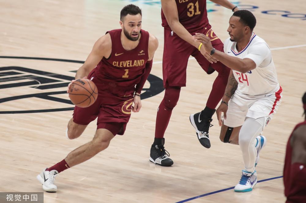 球队的中场 球队的中场